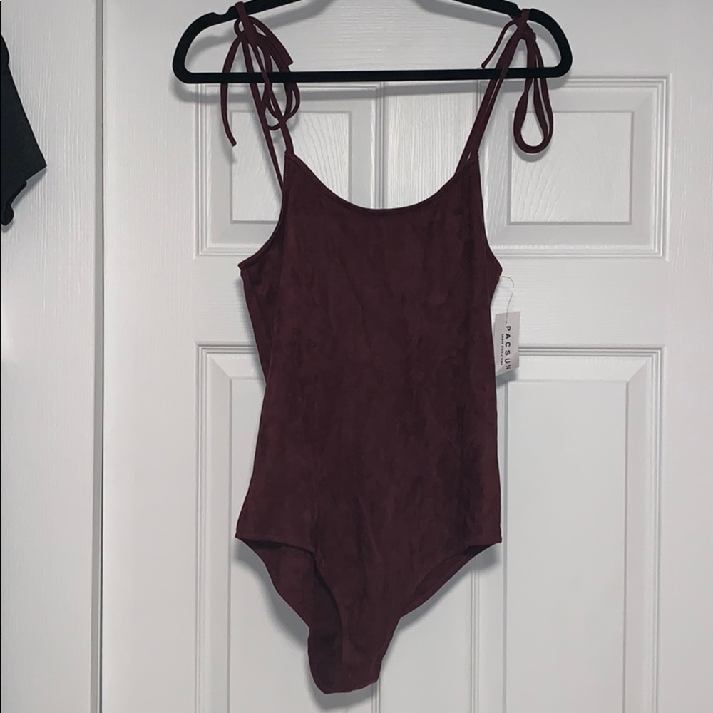 🟣 Me to We plum bodysuit faux suede M